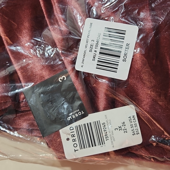 ❤️NWT VINTAGE TORRID LEGGING - VELVET PURPLE WITH PEARL BUTTONS - PLUS SIZE - Picture 3 of 11